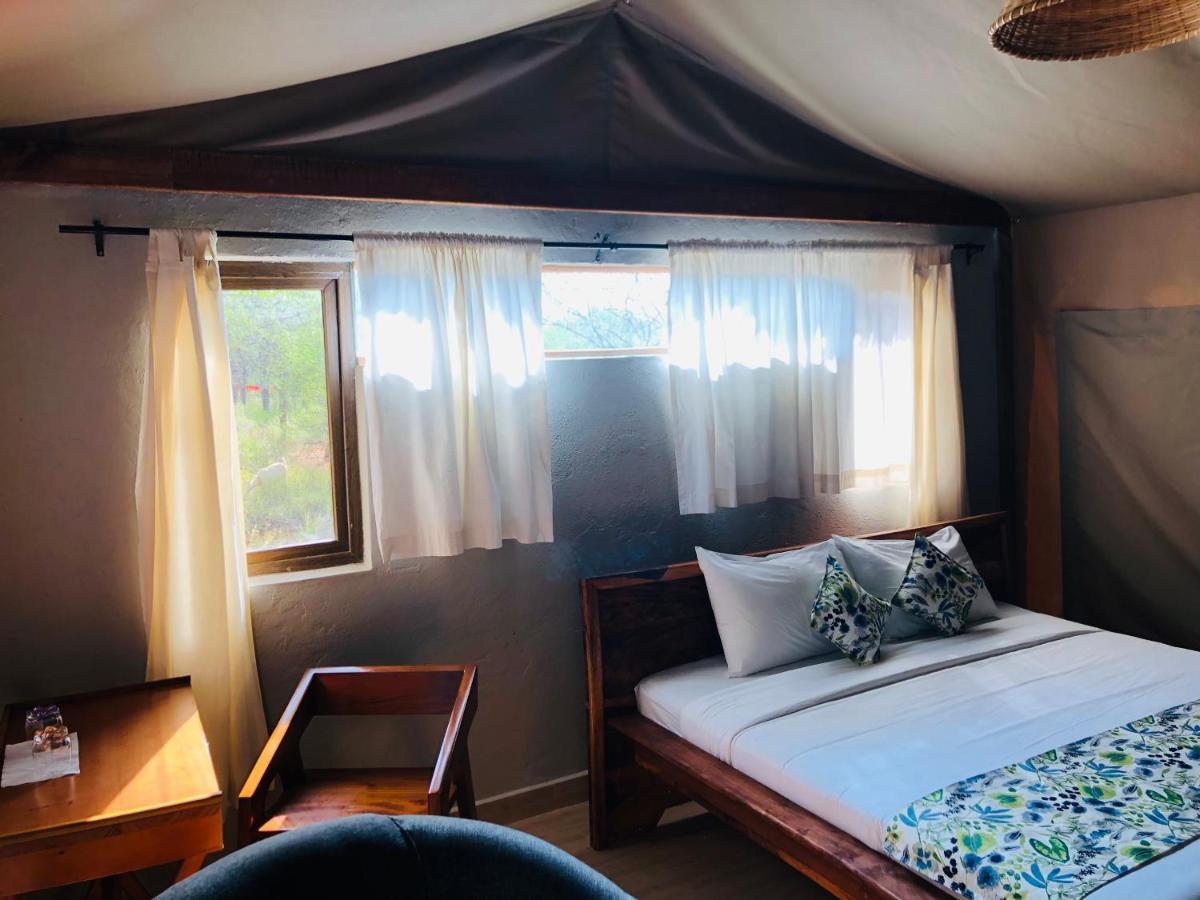 Oldonyo Orok Lodge Kajiado 外观 照片